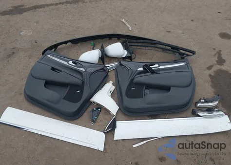 2017 Buick Enclave Premium z USA, uszkodzony, nr VIN 5GAKVCKD0HJ181510